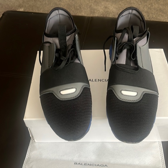 Men Balenciaga - Picture 1 of 3